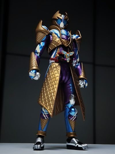 S.H.Figuarts 假面骑士加布 凛冽雪酪冰卫形态