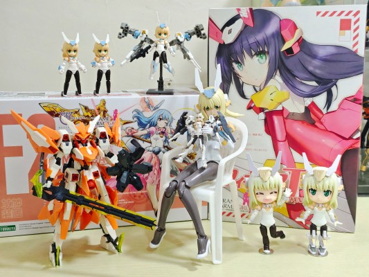 Cu-poche Frame Arms Girl 猎刃