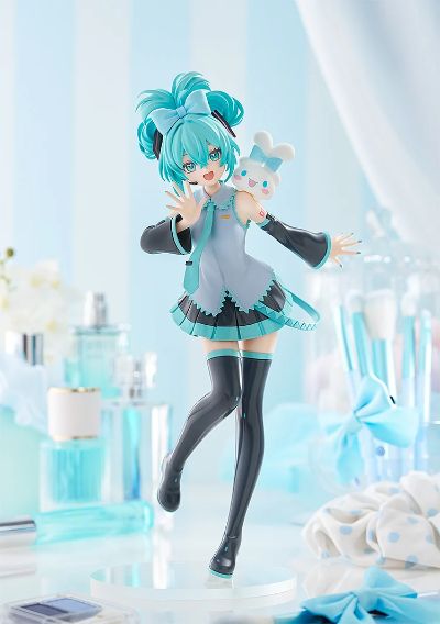 POP UP PARADE 初音未来×大耳狗 初音未来 大耳狗联名版 L尺寸