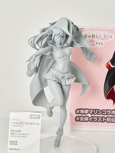 「更衣人偶坠入爱河 喜多川海梦」 × 「 hololive 」 喜多川海梦 宝钟玛琳 Cosplay