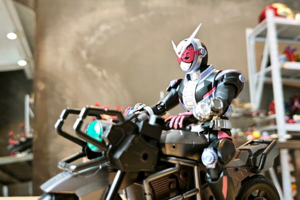 S.H.Figuarts 假面骑士时王 平成世代版