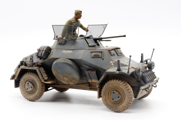 35270 1/35 Sd.Kfz.222（附带蚀刻部件/铝制枪管）