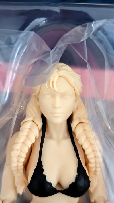 NT-04 小芳/瑟琳娜女素体