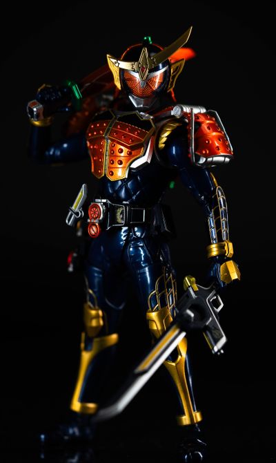 S.H.Figuarts（真骨雕制法）假面骑士龙玄 葡萄武装