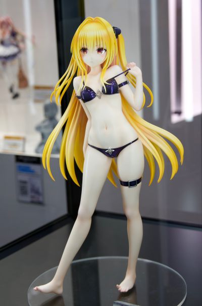 出包王女DARKNESS 泳装系列 金色暗影