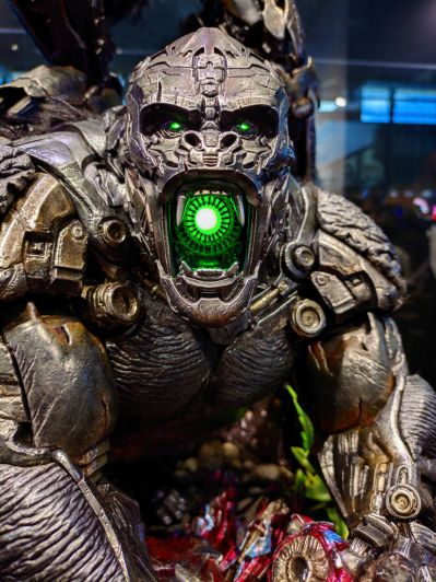 MMTFM-37 变形金刚:超能勇士崛起 擎天圣