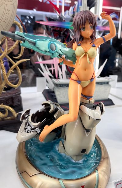 机甲爱丽丝 兼志谷设乐