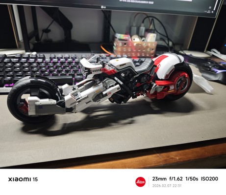 MT-010s 灵笼 倾摆式双全轮全驱摩托车 悦色版