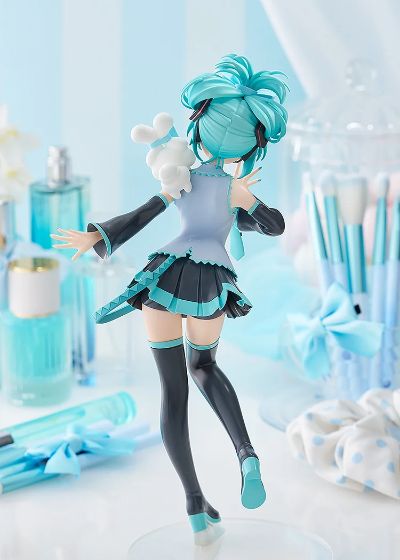 POP UP PARADE 初音未来×大耳狗 初音未来 大耳狗联名版 L尺寸