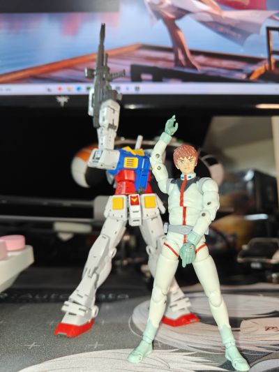 G.M.G. 系列收藏 09 机动战士高达 地球联邦军 阿姆罗·雷 太空服造型