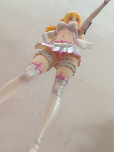 2.5次元的诱惑 莉莉艾露 真天使形态/理理沙