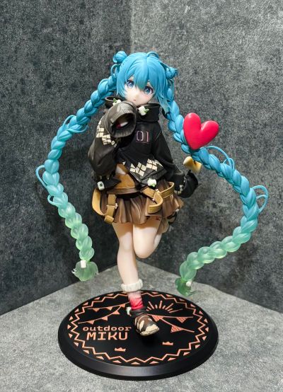 Fashion 初音未来  户外时装