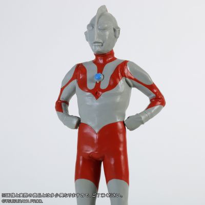 大怪兽系列 奥特曼（A型） 站立姿势 复古色彩版