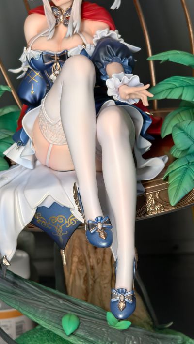 碧蓝航线 霞飞 笼中的白雪公主