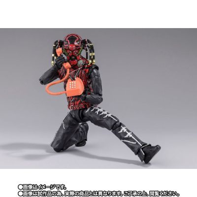 S.H.Figuarts 蜘蛛改造人（新・假面骑士）