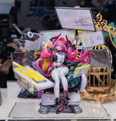 明日方舟：终末地 伊冯