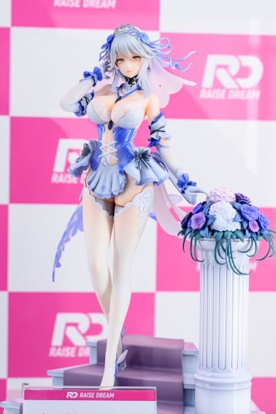 芬妮 光辉 绽于恋时