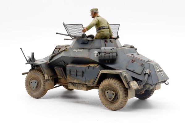 35270 1/35 Sd.Kfz.222（附带蚀刻部件/铝制枪管）