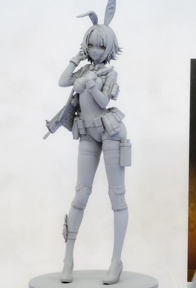 少女前线2：追放 维克托 战地兔影