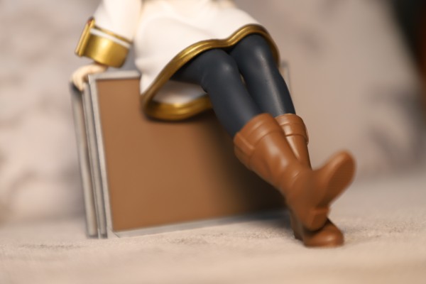 Desktop Cute 葬送的芙莉莲 芙莉莲~行李箱~