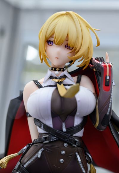 绝区零 阵营系列 天琴座 伊芙琳·舒瓦利耶