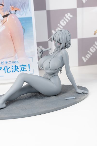 奈绪莉亚 比基尼