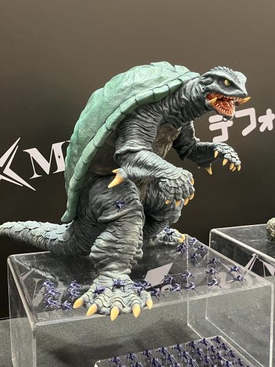 大映30cm系列 加美拉（1996） 更新版