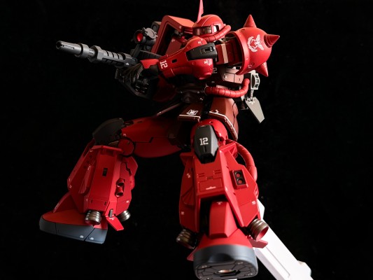 GFFMC MS-06R-1A  夏亚专用高机动型扎古Ⅱ