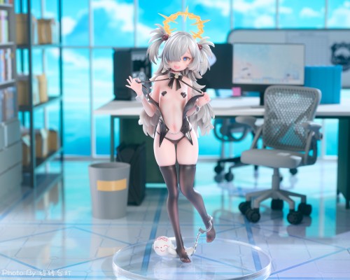 碧蓝档案 板垣鹿江