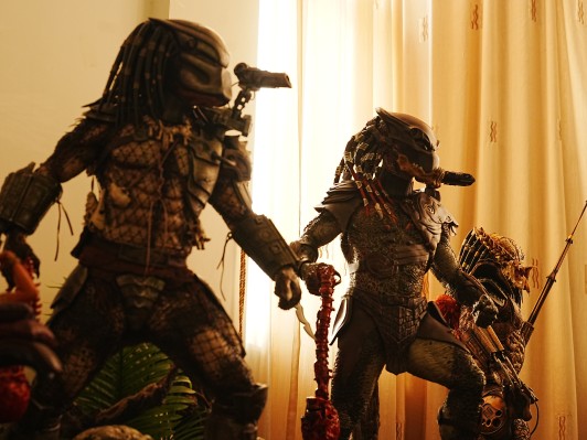 MMPR-02 铁血战士2 城市猎人