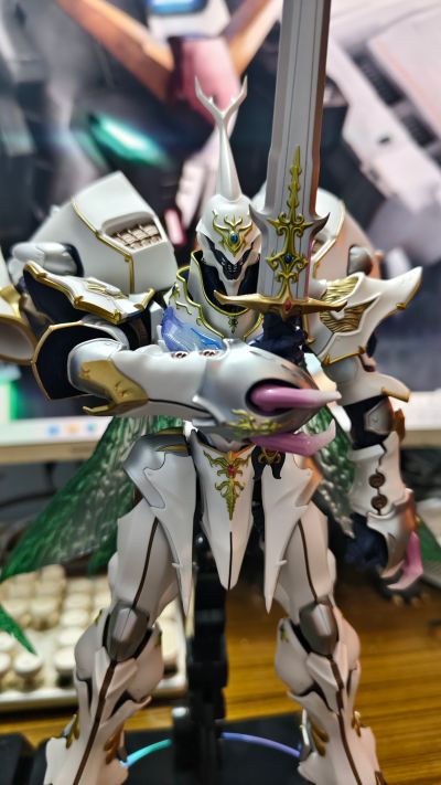 METAL BUILD DRAGON SCALE  萨拜因（白色秘宝）