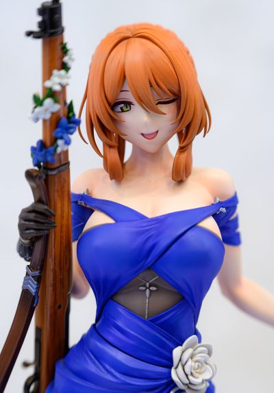 少女前线2:追放 春田 灯火下的女王