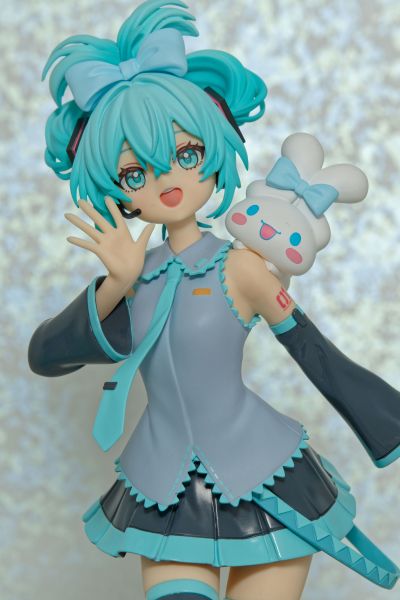 POP UP PARADE 初音未来×大耳狗 初音未来 大耳狗联名版 L尺寸