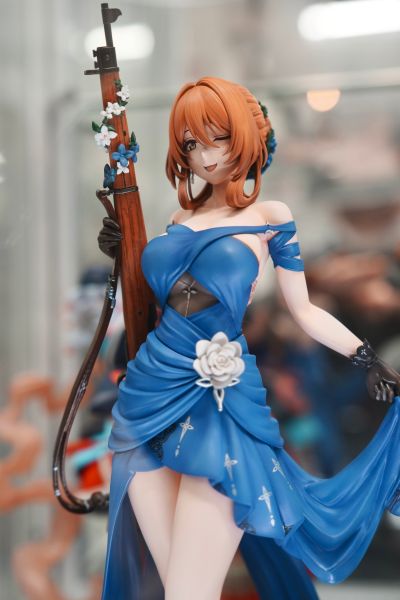 少女前线2:追放 春田 灯火下的女王