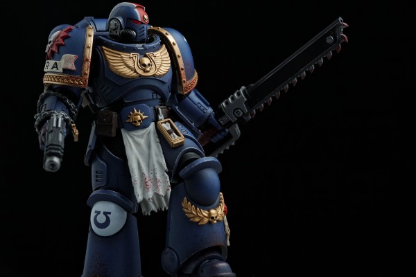 战锤40000：星际战士 极限战士 副官泰图斯-珍藏版