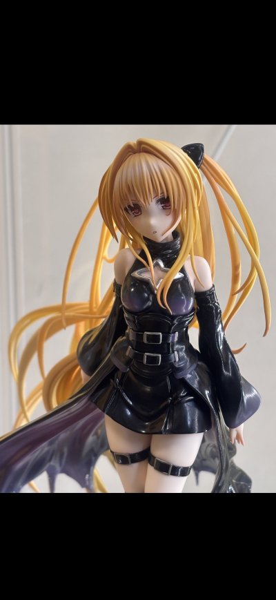 出包王女DARKNESS 「金色暗影」 BLACK TRANS