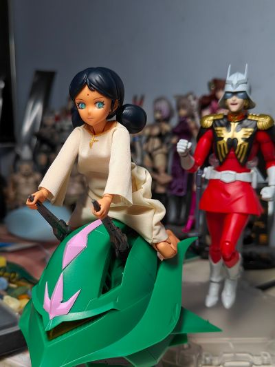 S.H.Figuarts 夏亚·阿兹纳布尔