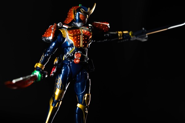 S.H.Figuarts（真骨雕制法）假面骑士龙玄 葡萄武装