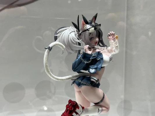 Melterna Girl  Meta子