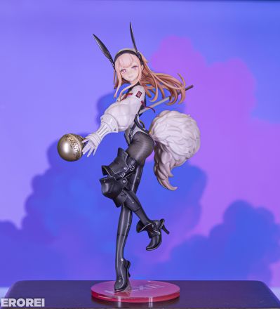 FALSLANDER 女巫