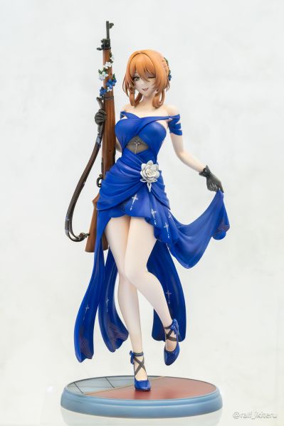 少女前线2:追放 春田 灯火下的女王