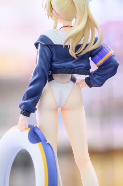 蔚蓝档案 尾刃康娜（泳装）