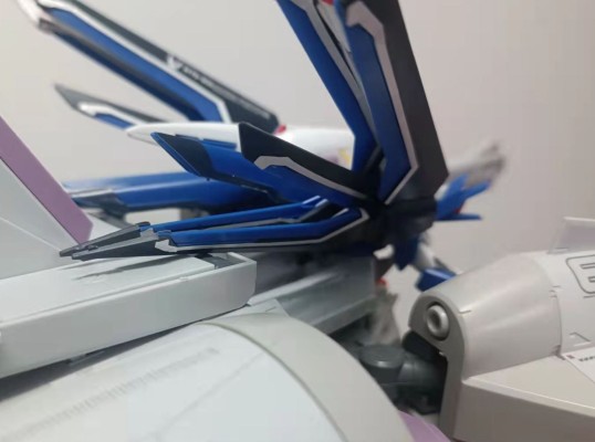 HG    1/144  流星装备