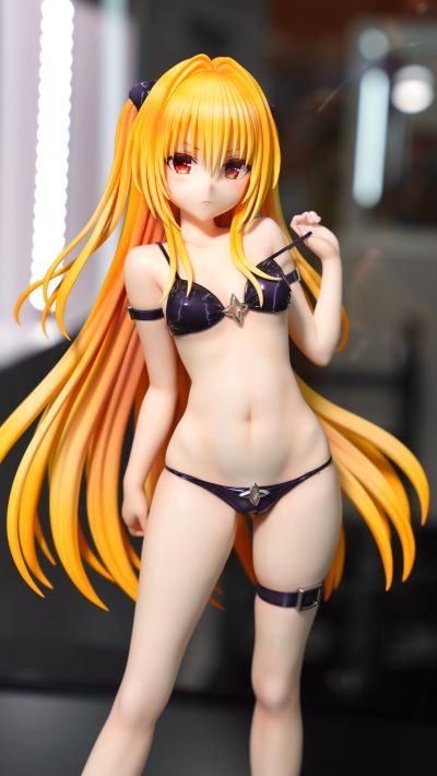 出包王女DARKNESS 泳装系列 金色暗影