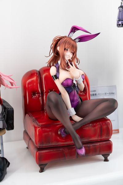 害羞的她 冥加美希 兔女郎