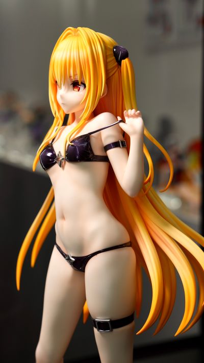 出包王女DARKNESS 泳装系列 金色暗影