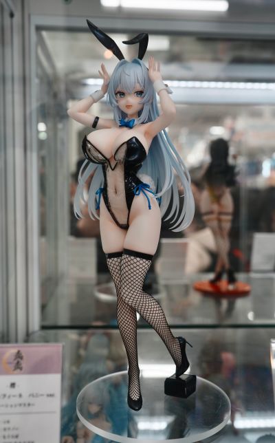 紫苑•阿尔菲涅