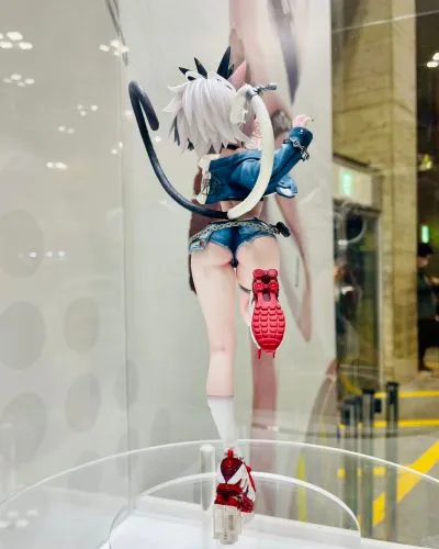 Melterna Girl  Meta子