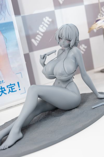 奈绪莉亚 比基尼