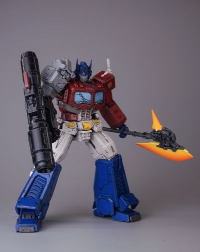 MDLX 变形金刚 擎天柱（漫画版）